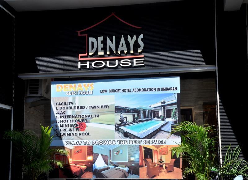 Denays House Hotel Jimbaran Buitenkant foto